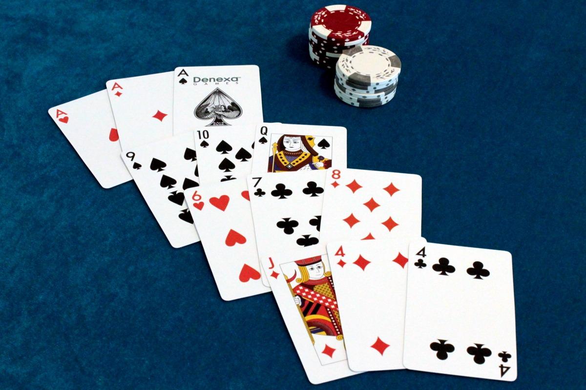 Khám phá game bài Bonus Deuces Wild với nhiều cách nhận thưởng hấp dẫn cùng Bonus Deuces Wild mới nhất